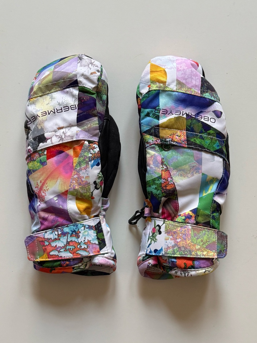 Obermeyer Teen Girls Graphic Ski Mittens - Size Teen M